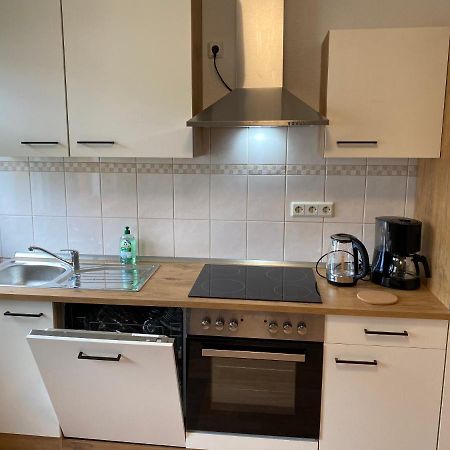 Familienfreundliche Ferienwohnung Maria Дудерщат Екстериор снимка